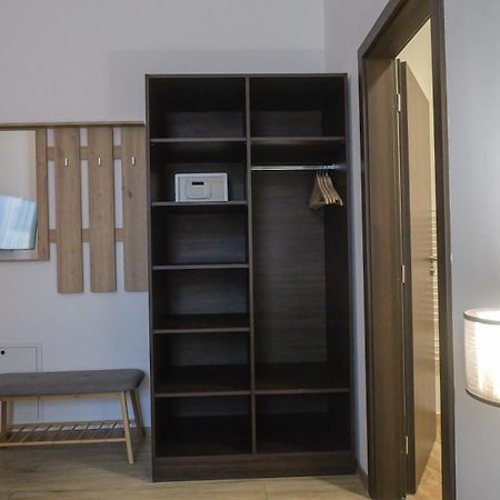 Premium City Centre Bedrooms Presov Bagian luar foto