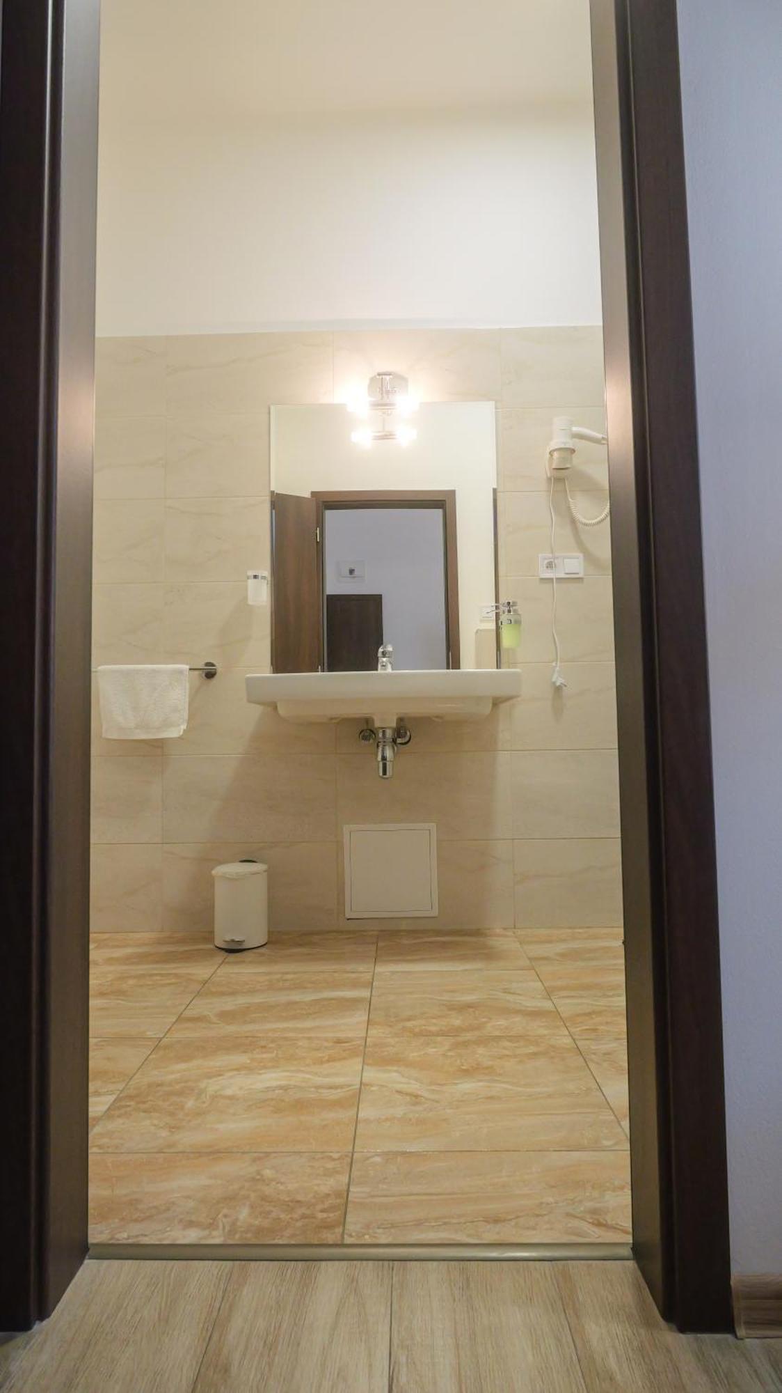 Premium City Centre Bedrooms Presov Bagian luar foto